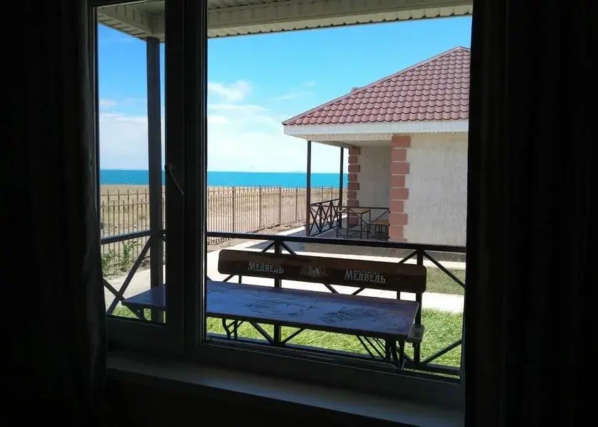 840-60027969_328016_14-1-1-min